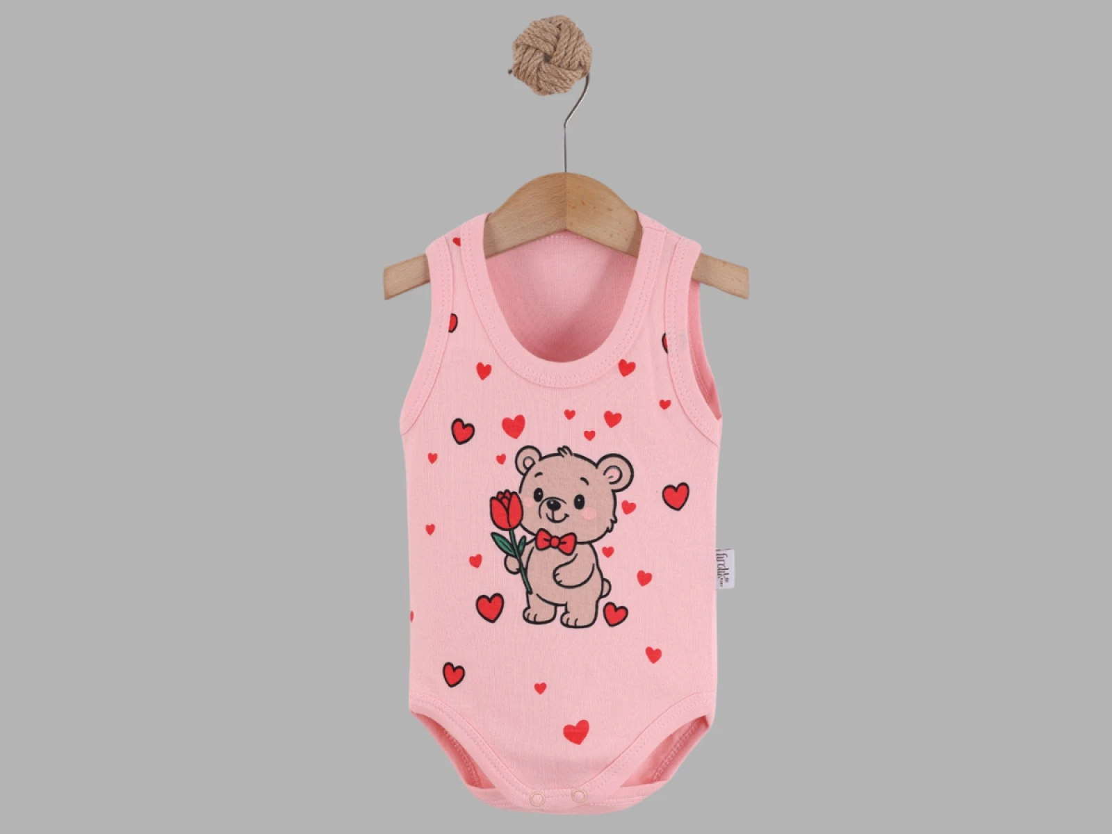 3/18 AY KIZ BEBE BADİ ASKILI KALPLİ AYICIK BASKILI