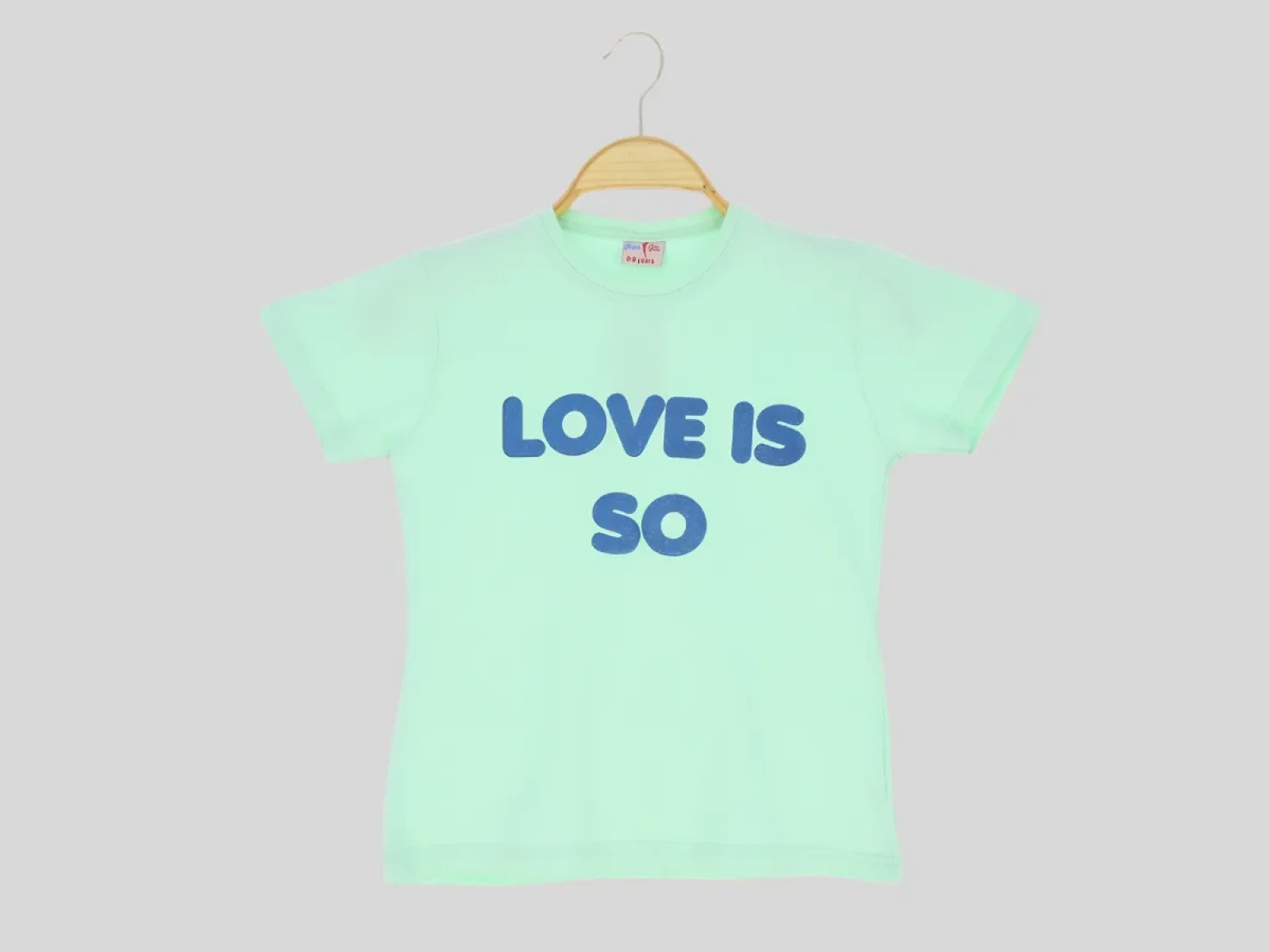 9/12 YAŞ KIZ TSHİRT LOVE IS SO BASKILI
